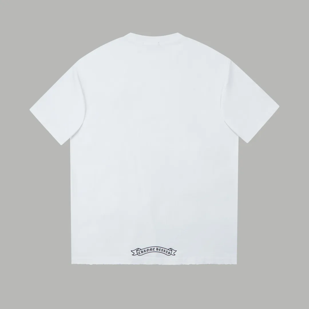 🅿️220 ✨CH✨🆕25SS spring and summer new style Crow Heart ✝ frame logo embroidered leather label short sleeves Light luxury essential item for daily commuting for men and women Correct version Welcome to compare Detailed features · 260g 100% pure cotton double yarn jersey fabric · Special thickened 32 pieces of double-strand 1X1 thread in the same vat · Double needle stitching and cross-stitching technology · Original main mark, washed tag, branded moisture-proof paper packaging Color: White/Black/ Size: S/M/L/XL